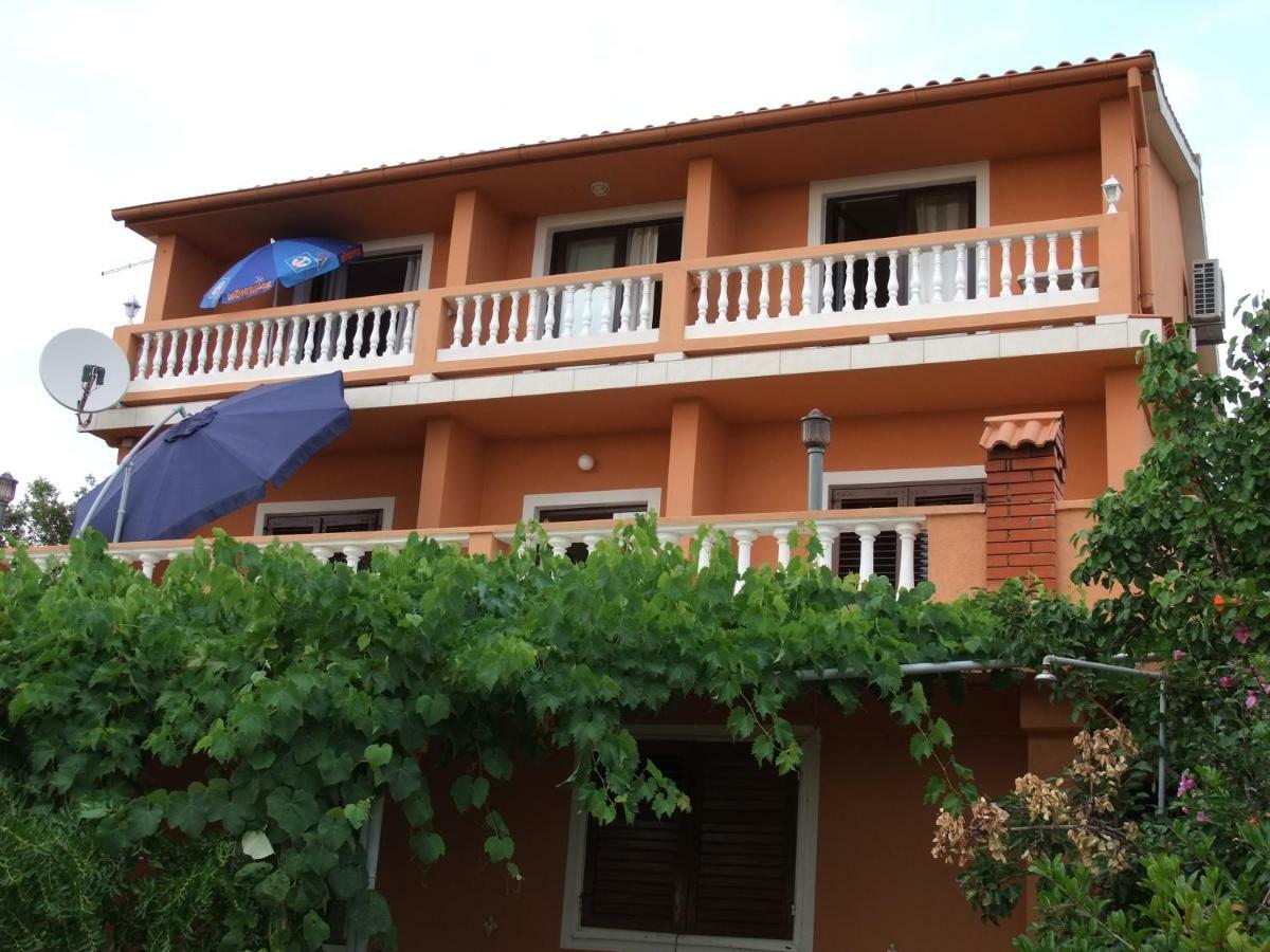 Apartman Jadranka Palit Kültér fotó